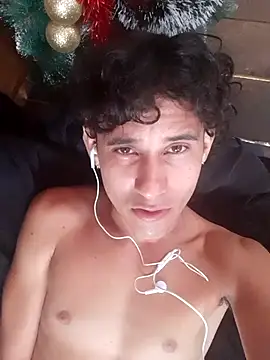 pedrodavid  online show from November 28, 1:11 pm