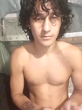 Snapshot of pedrodavid_ chatting on May 14, 1:46 am pedrodavid online show from May 14, 1:46 am