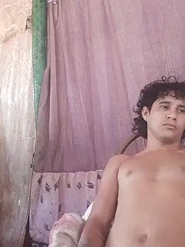 pedrodavid  online show from February 25, 2:17 pm