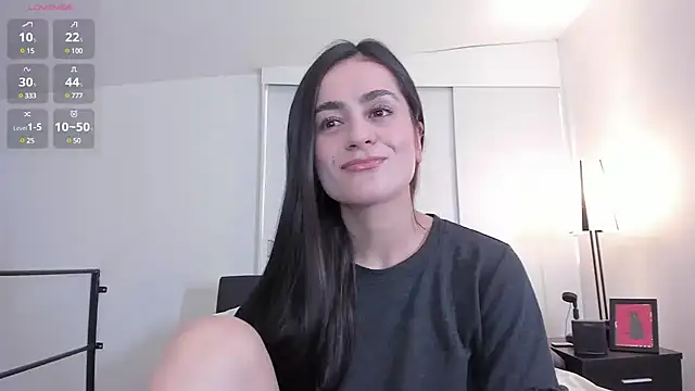 guccipussy1 online show from December 3, 5:28 pm