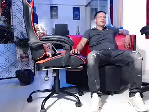 damiam fiery online show from December 28, 12:26 am