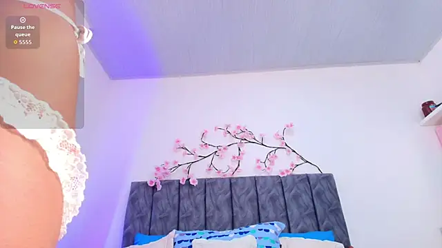 Sophiee Velvet online show from June 27, 4:46 pm