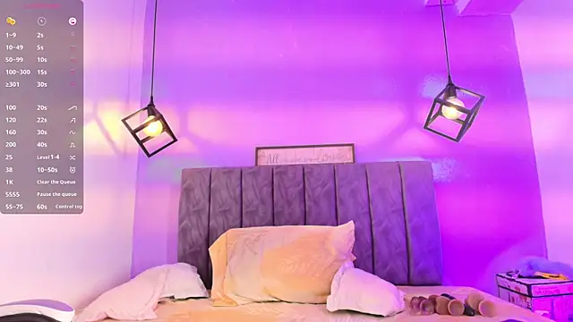 Sophiee Velvet online show from September 18, 3:04 pm