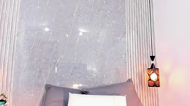 Sophiee Velvet online show from March 4, 12:33 pm