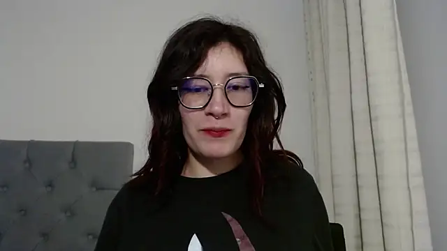 Snapshot of mariana124- chatting on January 11, 7:59 pm mariana124- online show from January 11, 7:59 pm