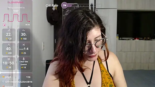 Snapshot of mariana124- chatting on March 18, 9:21 pm mariana124- online show from March 18, 9:21 pm