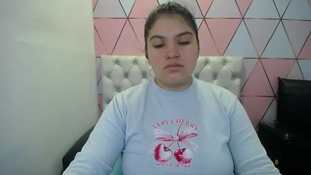 Marinasexxx online show from April 2, 6:58 pm