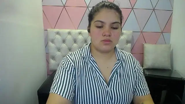Snapshot of Marinasexxx chatting on June 6, 7:08 pm Marinasexxx online show from June 6, 7:08 pm