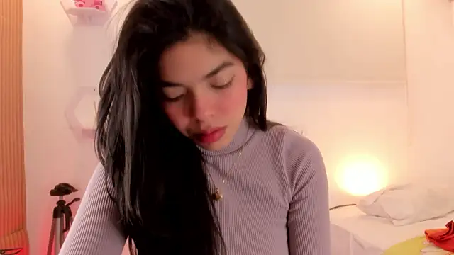 meganrossee69 online show from April 24, 11:34 am