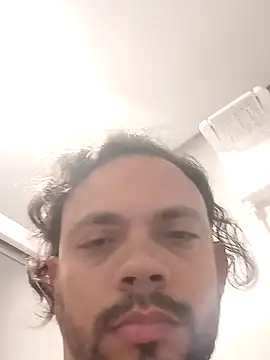 Snapshot of morenindarola chatting on January 16, 9:40 pm morenindarola online show from January 16, 9:40 pm