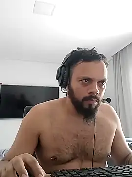 Snapshot of morenindarola chatting on December 19, 2:57 pm morenindarola online show from December 19, 2:57 pm