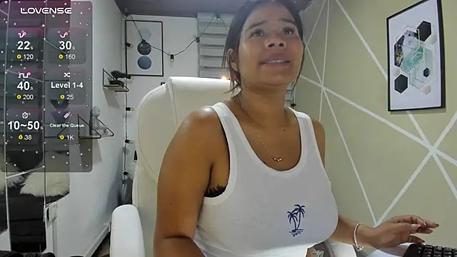 Enma  clark online show from February 3, 4:10 am