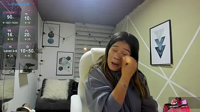 Enma  clark online show from January 11, 4:41 am