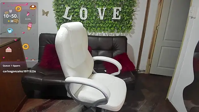 Snapshot of Enma__clark chatting on February 19, 10:20 pm Enma clark online show from February 19, 10:20 pm