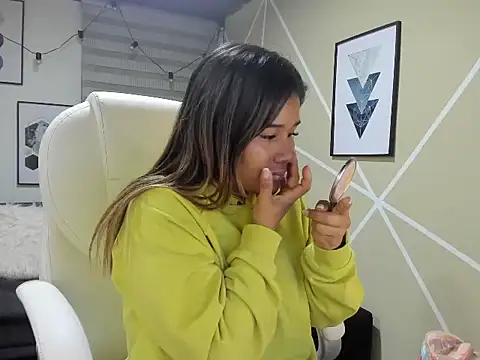 Enma  clark online show from October 29, 4:11 am