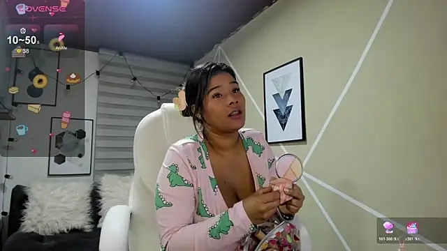 Enma  clark online show from October 31, 3:25 am