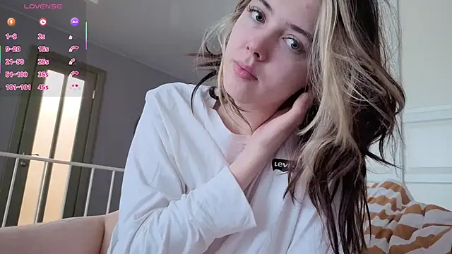 Vanessa Walters online show from March 11, 4:17 am