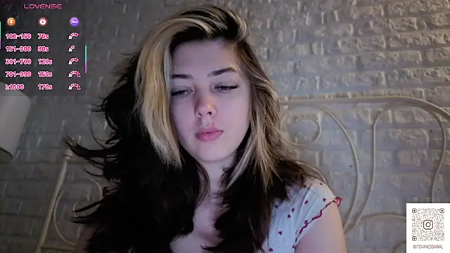 Vanessa Walters online show from February 27, 3:07 am