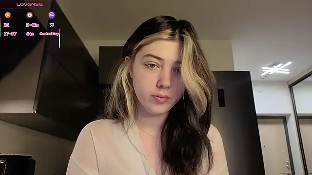 Vanessa Walters online show from February 2, 4:00 am