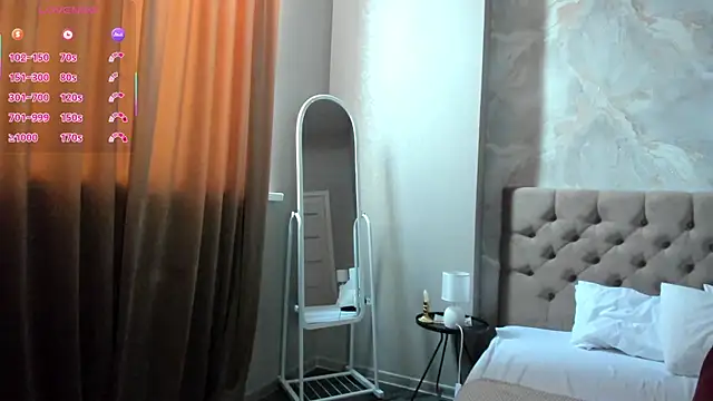 Vanessa Walters online show from April 12, 2:48 am