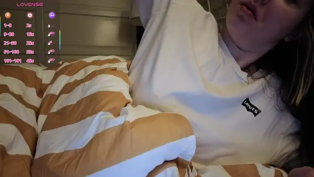 Vanessa Walters online show from February 13, 3:06 am