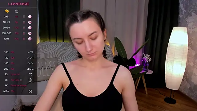 annacooleman online show from February 24, 8:49 am