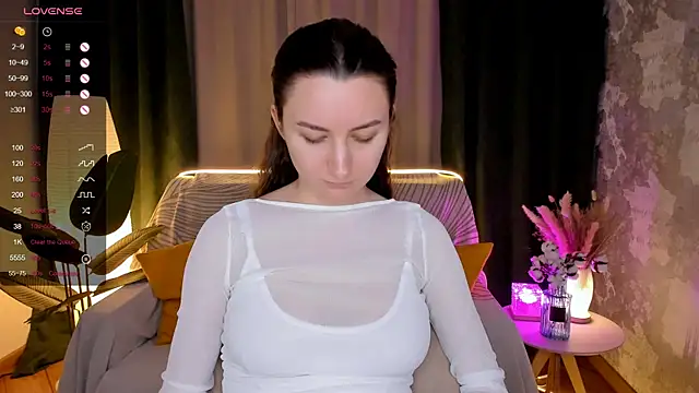 annacooleman online show from November 30, 6:58 am