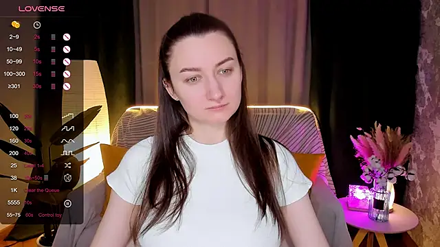 Snapshot of annacooleman chatting on February 24, 2:23 am annacooleman online show from February 24, 2:23 am