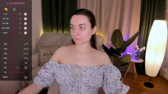 annacooleman online show from March 12, 11:32 am
