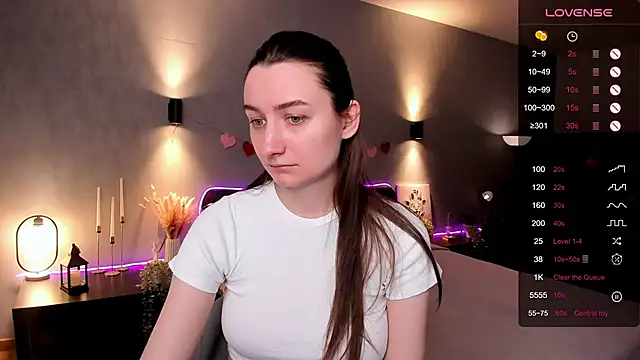 annacooleman online show from April 21, 2:03 am