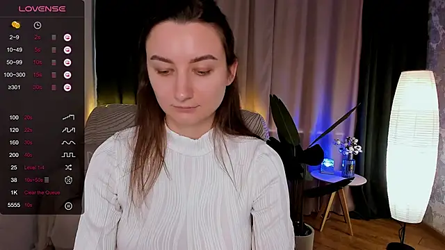 annacooleman online show from March 1, 8:56 am