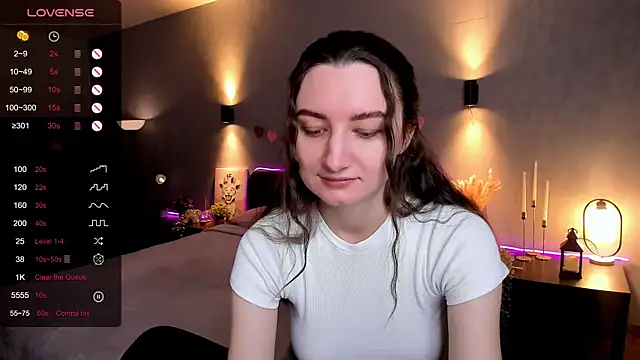 annacooleman online show from April 8, 2:13 am