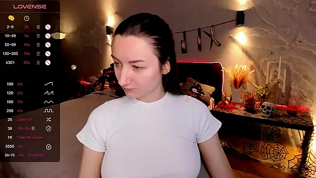 annacooleman online show from October 29, 6:12 am