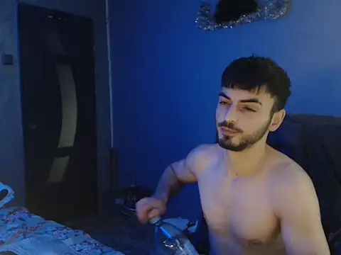 XXXdonXXX online show from January 8, 9:15 am