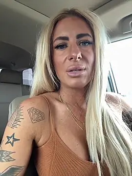 blondiluvsanal online show from March 27, 4:52 pm