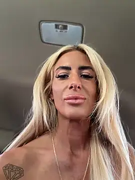 blondiluvsanal online show from May 22, 4:16 pm