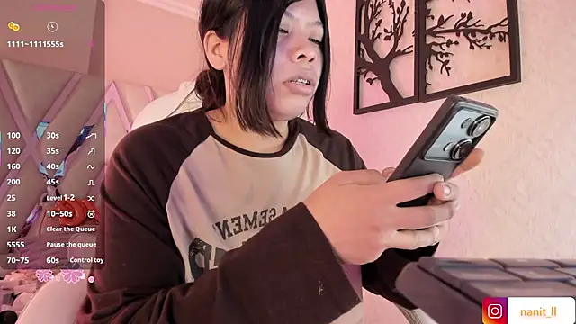 Punkys  online show from March 6, 12:16 am