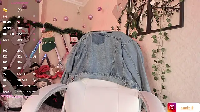 Punkys  online show from December 19, 1:42 am