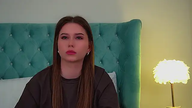 DianaVert online show from April 29, 1:37 pm