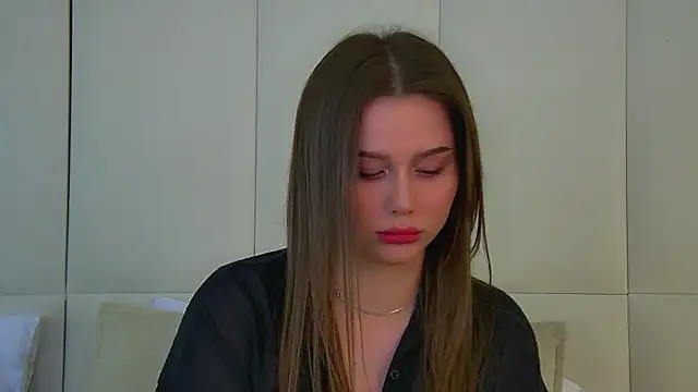 Snapshot of DianaVert chatting on October 12, 6:20 pm DianaVert online show from October 12, 6:20 pm
