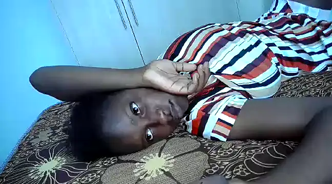 queen-goddess online show from December 27, 5:42 am