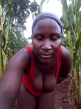 Snapshot of Sherry_she chatting on December 15, 3:45 am Sherry she online show from December 15, 3:45 am