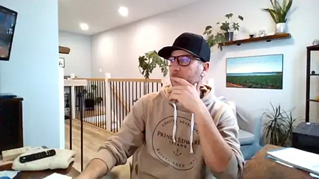 Bigdicktrav902 online show from January 13, 1:26 pm