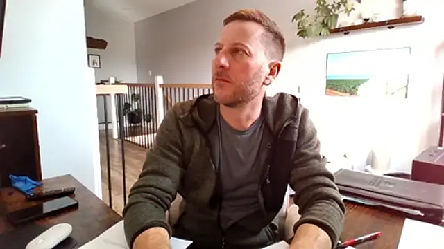 Bigdicktrav902 online show from April 13, 12:20 pm