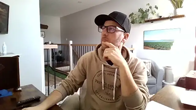 Bigdicktrav902 online show from March 9, 1:03 pm