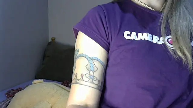 branca18hot online show from October 28, 1:32 pm