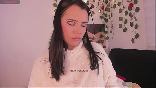 moonliiiight1 online show from February 16, 11:02 pm