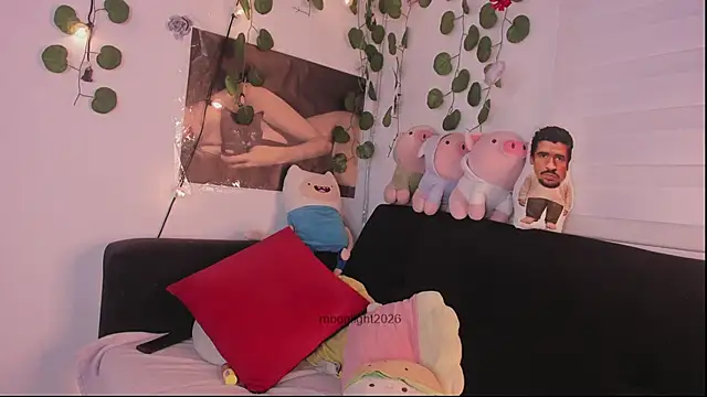 moonliiiight1 online show from February 20, 11:06 pm