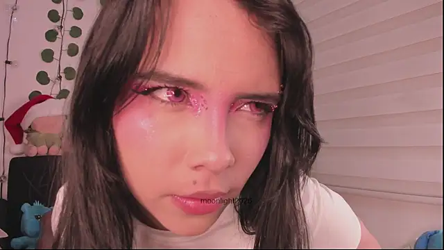 moonliiiight1 online show from January 10, 1:01 am