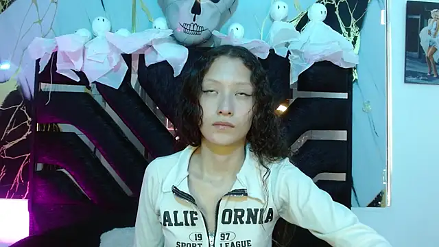 abbycutecs online show from October 29, 8:41 pm